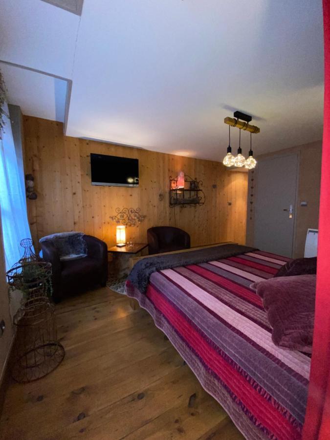 Au Bois Normand Hotell Honfleur Exteriör bild